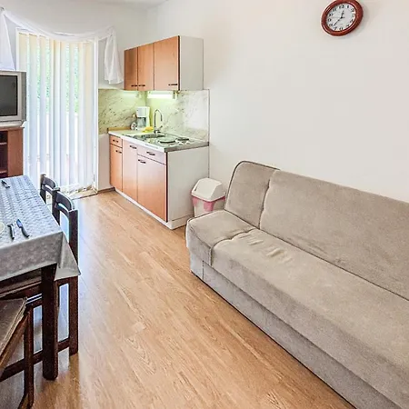 Apartment Awesome In With Wifi Supetarska Draga